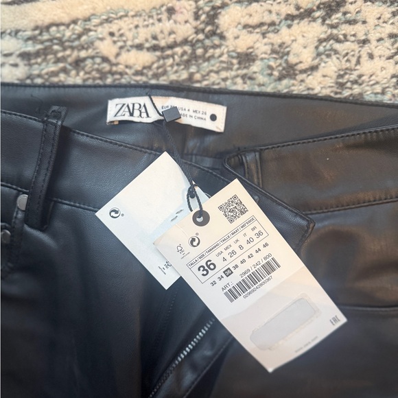 NWT Zara 90’s Wide Leg Faux Leather Trouser - Picture 7 of 7